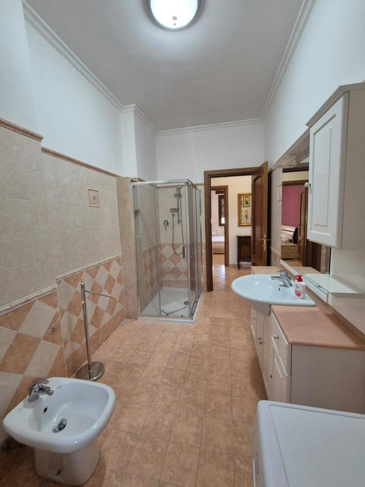 Madi House Apartment Fiumicino Luaran gambar